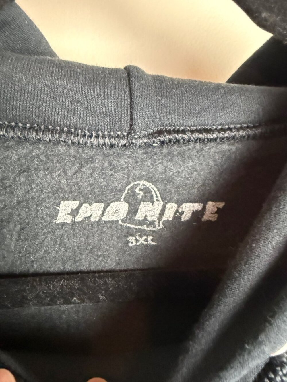 Vanderpump Hoodie - Emo Night 3XL - Picture 2 of 4